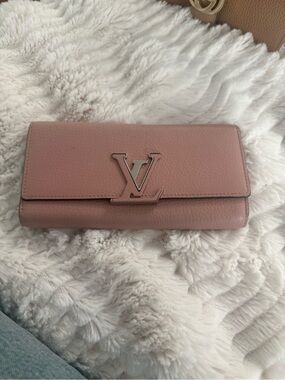 Louis Vuitton Rose Pink Leather Flap Wallet with LV Logo